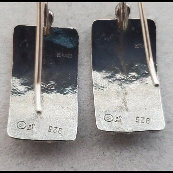 Silpada Oxidized Sterling Scroll Earrings - Picture 13 of 16